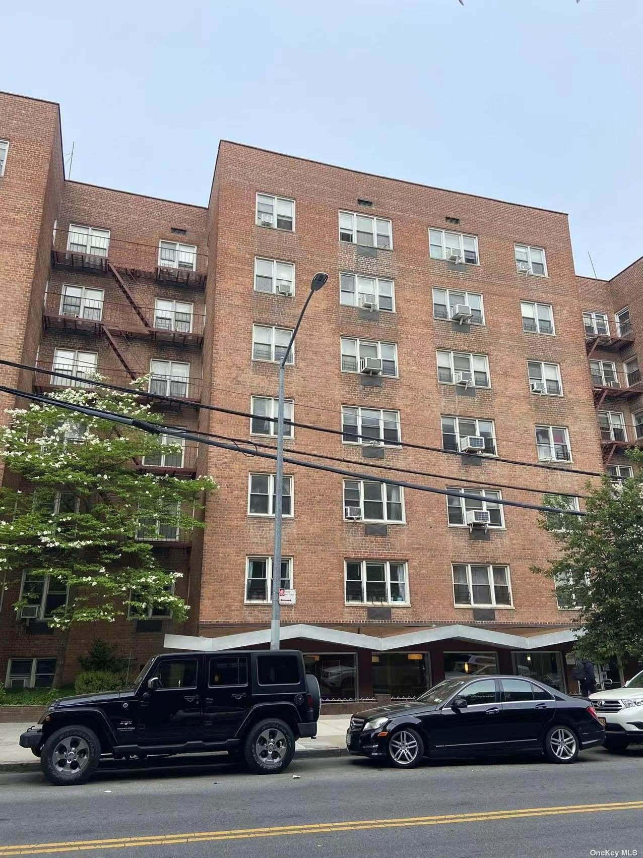 34-20 Parsons Boulevard - Photo 1