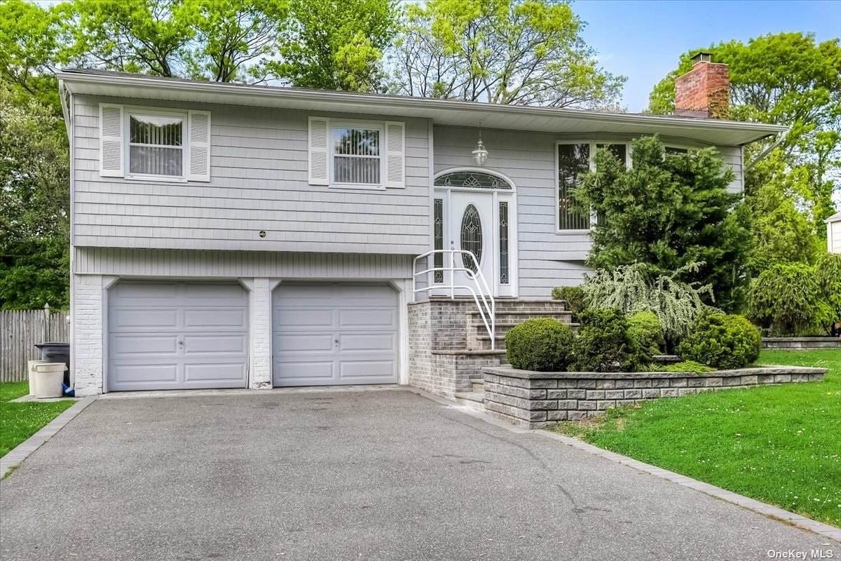 55 Woodbury Road - Photo 1