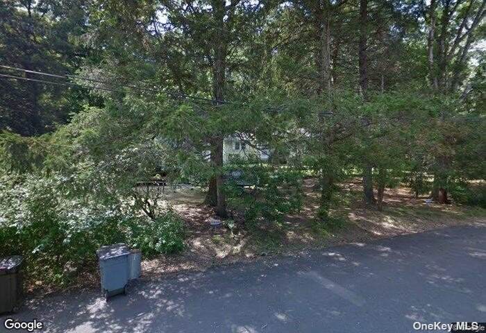1 Robin Place - Photo 1