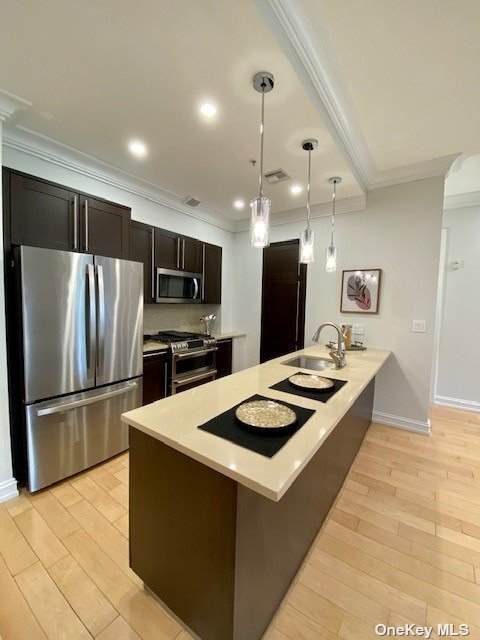 61 Bryant Avenue - Photo 1