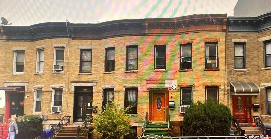 1180 Park Place - Photo 1