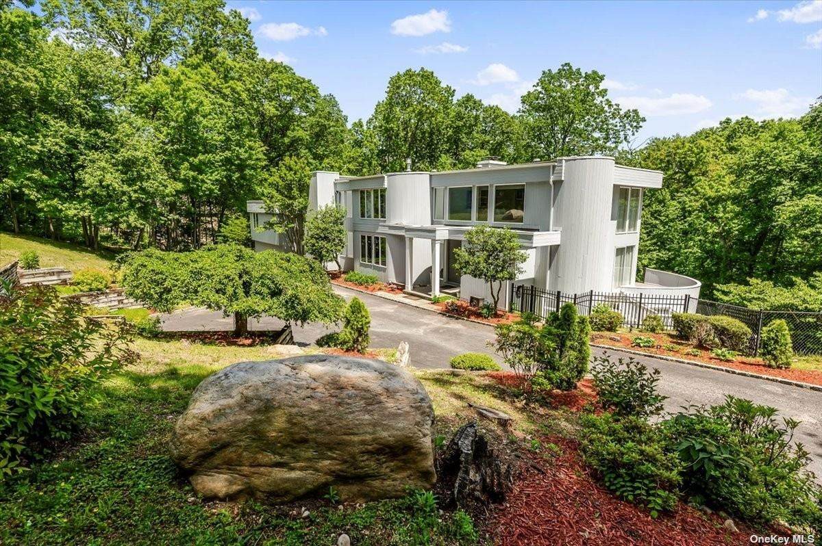 7 Saddle Court - Photo 1