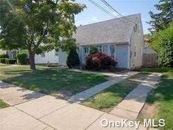 26 Nassau Avenue - Photo 1