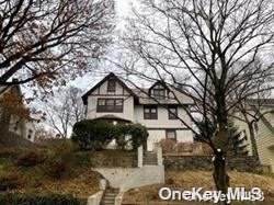 28 Chatfield Road - Photo 1