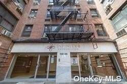 132-35 Sanford Avenue - Photo 1