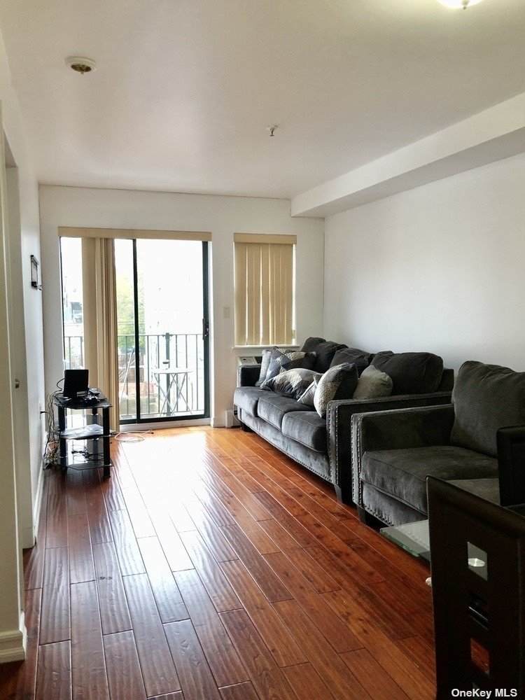 34-32 10th Street - Photo 1