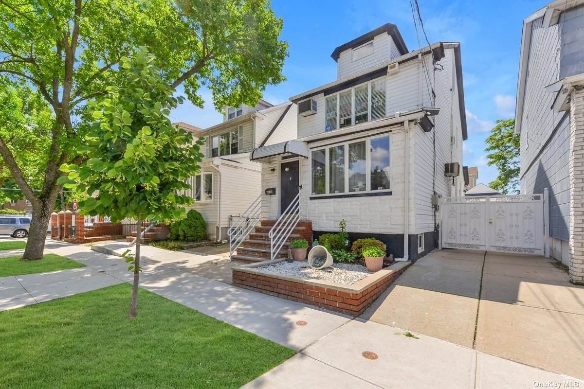 96-40 Pitkin Avenue - Photo 1