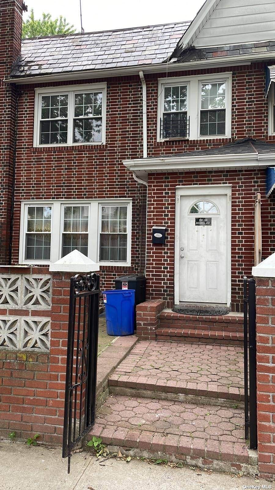 150-53 Hoover Avenue - Photo 1