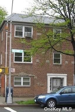124-01 Hillside Avenue - Photo 1