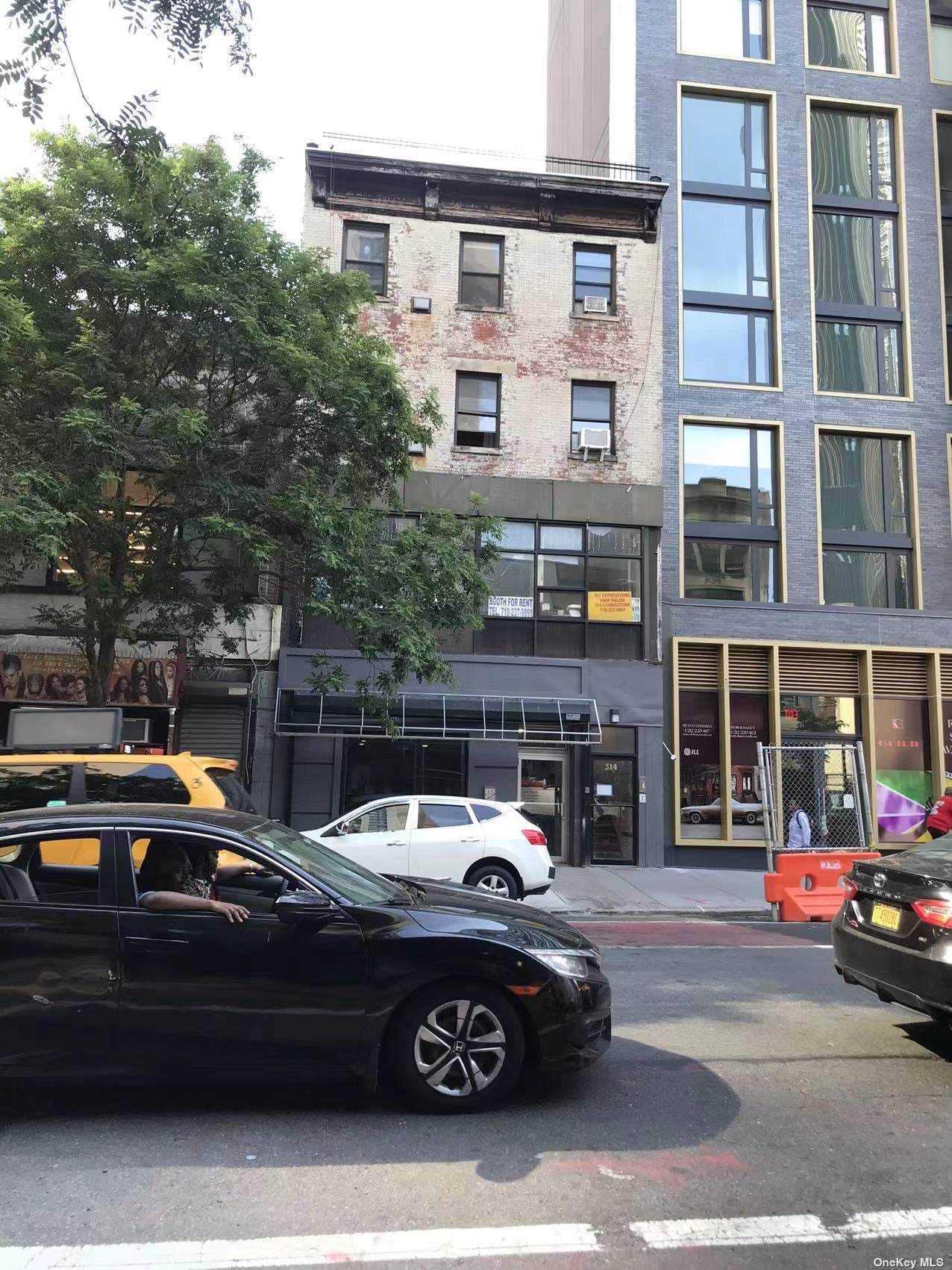 314 Livingston Street - Photo 1
