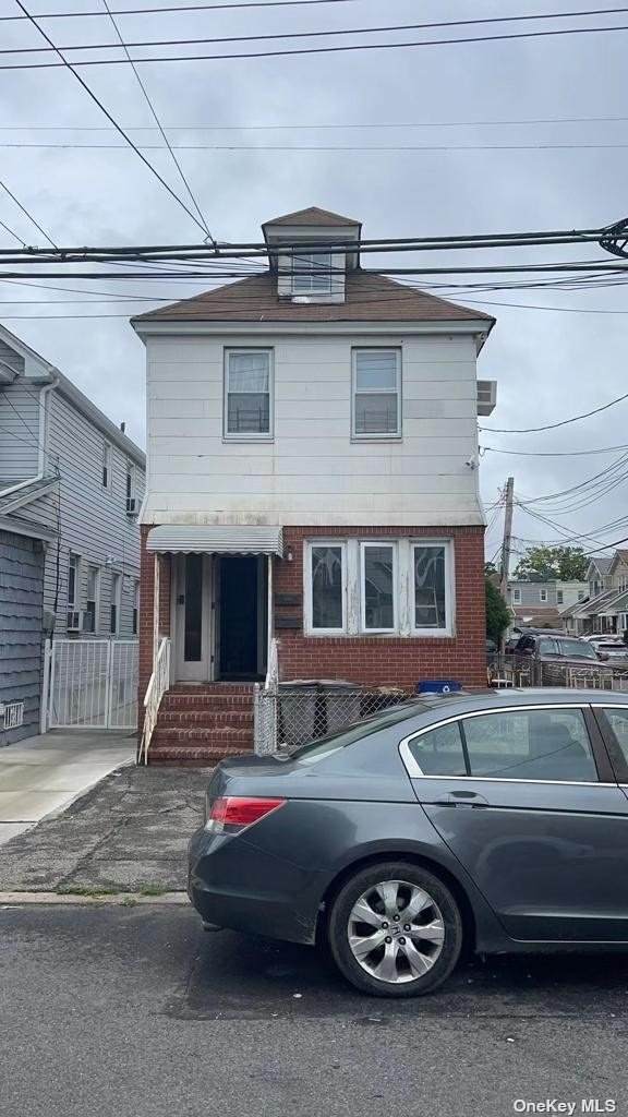 91-21 92 Street - Photo 1