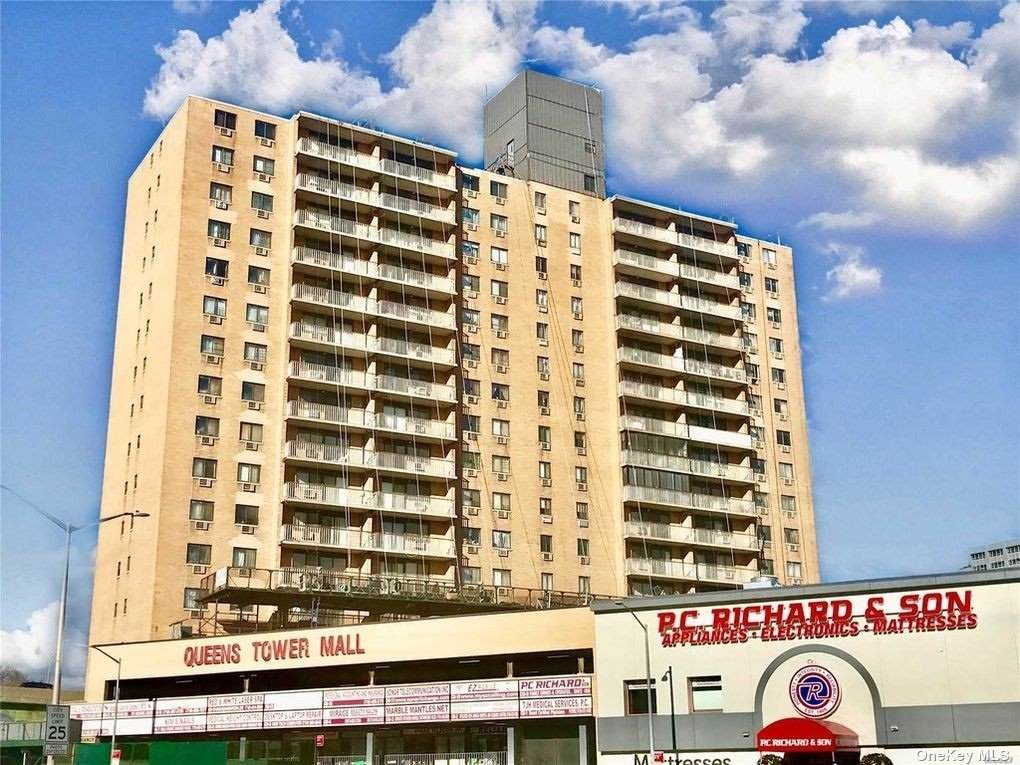 92-29 Queens Boulevard - Photo 1