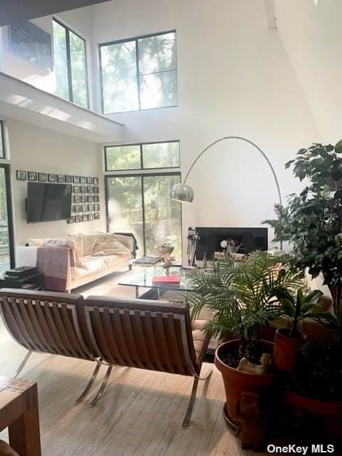 16 Shorewood Drive - Photo 1