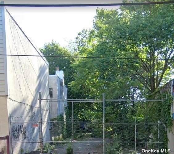 188 Crescent Street - Photo 1