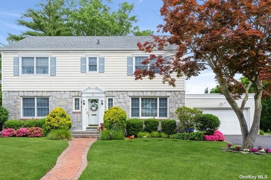 7 Combes Avenue - Photo 1