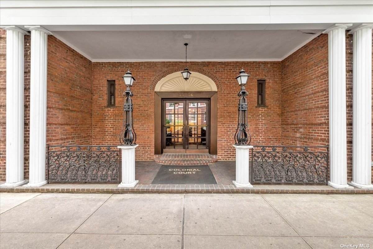 35-36 76 Street - Photo 1