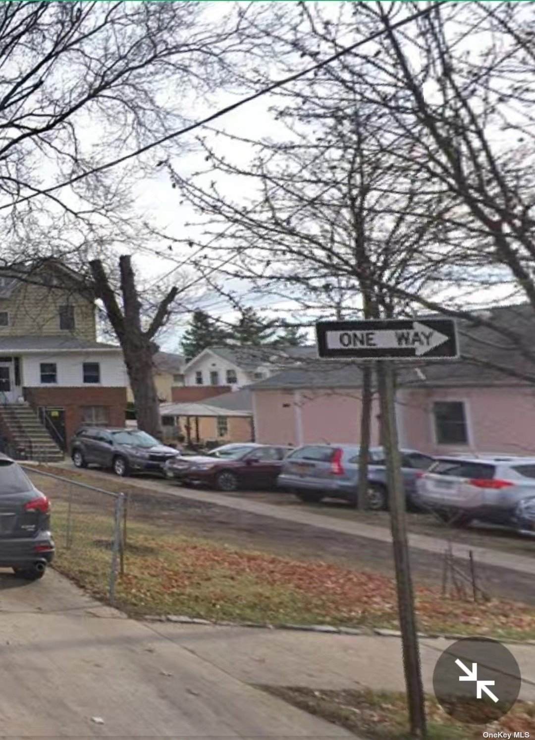 137-20 Juniper Avenue - Photo 1
