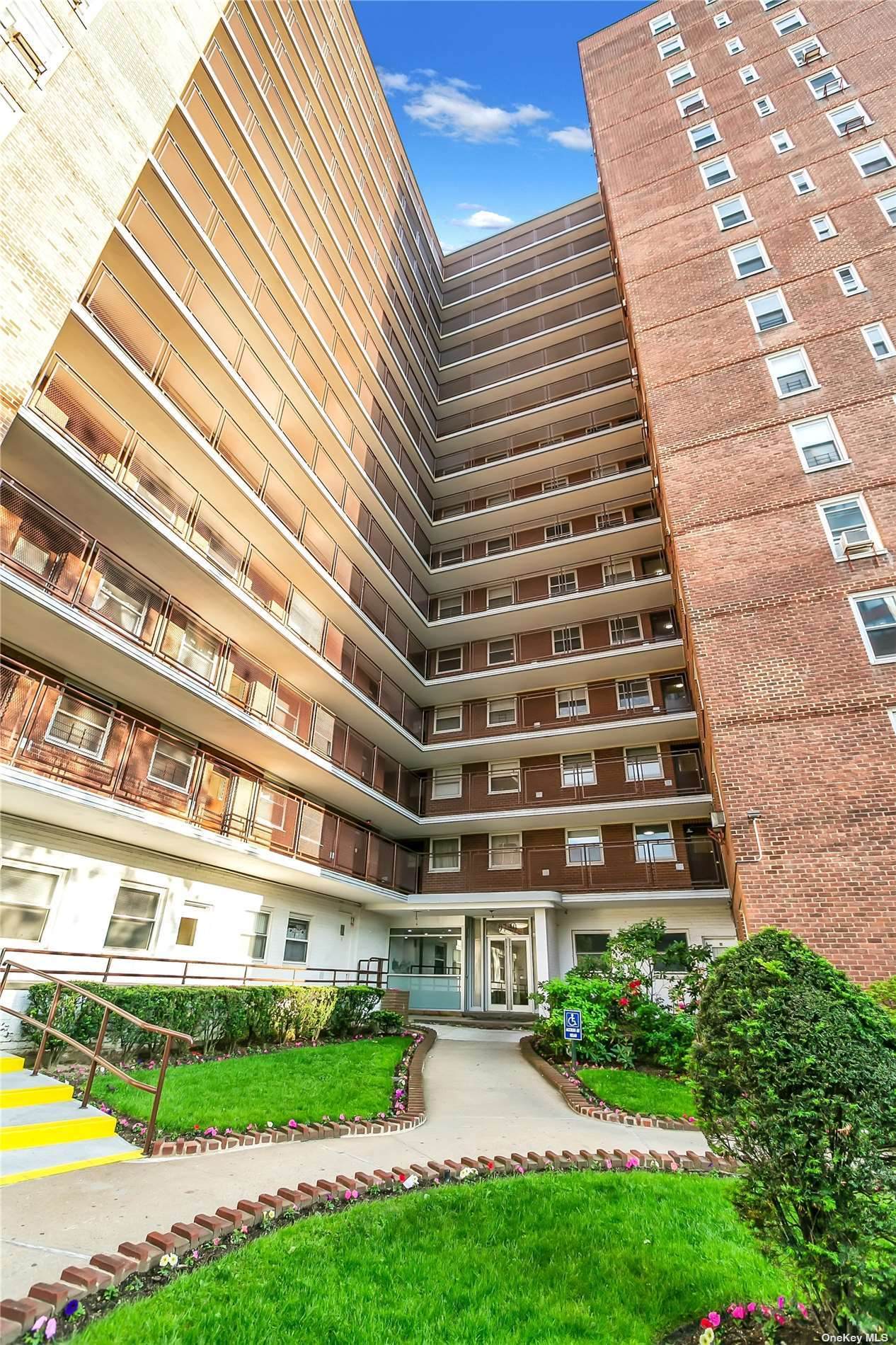 97-10 62 Drive - Photo 1