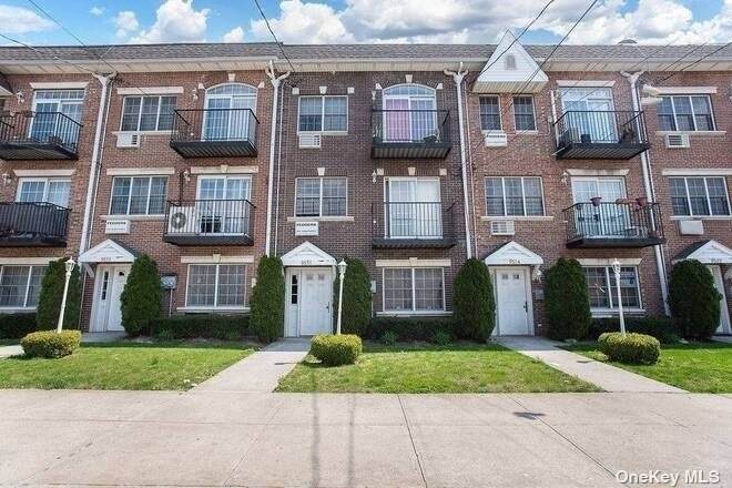 9532 Schenck Street - Photo 1