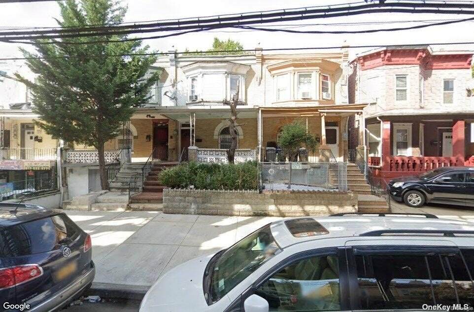 108-29 Roosevelt Avenue - Photo 1