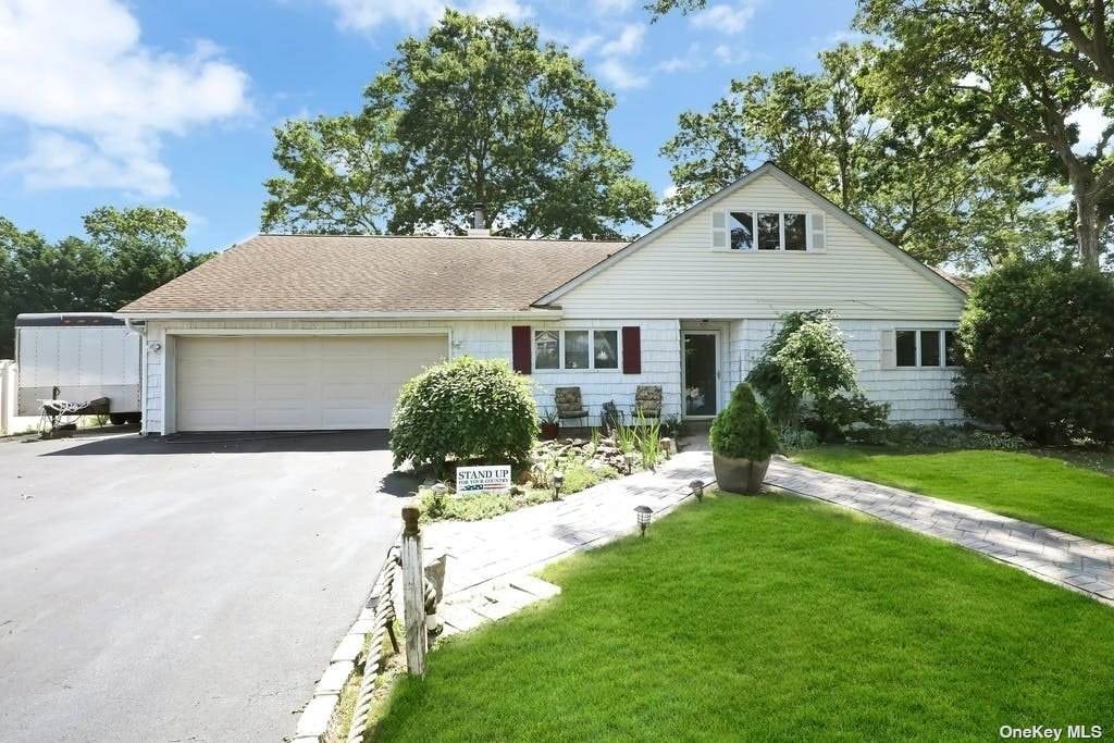 8 Bening Lane - Photo 1