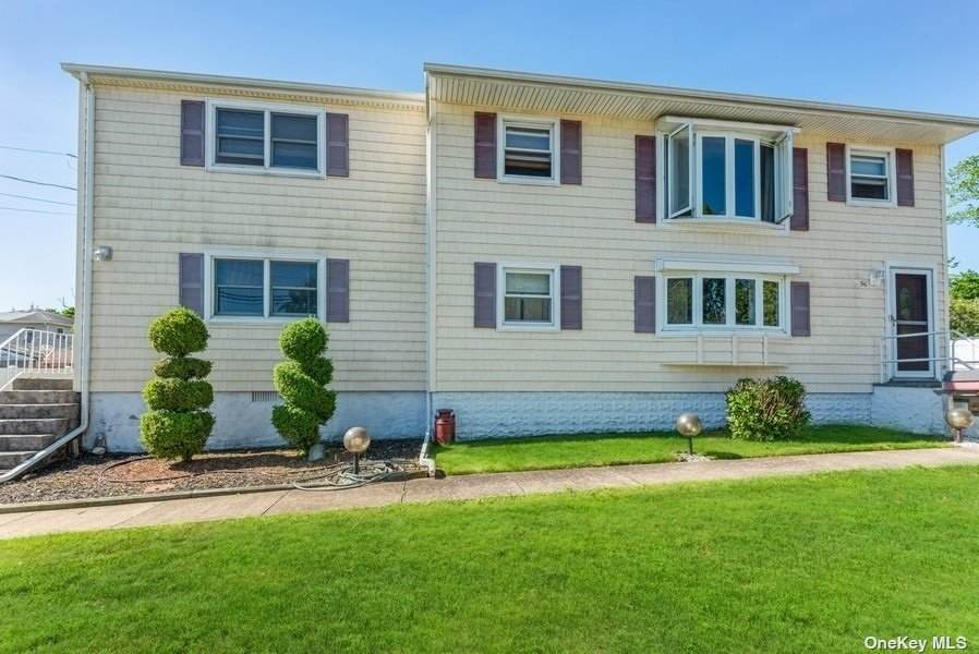 56 Merritt Street - Photo 1
