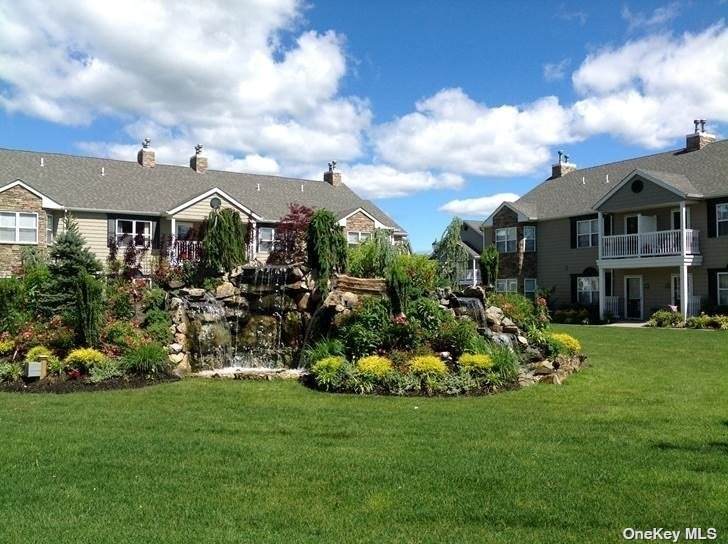 538 Bevelander Place - Photo 1