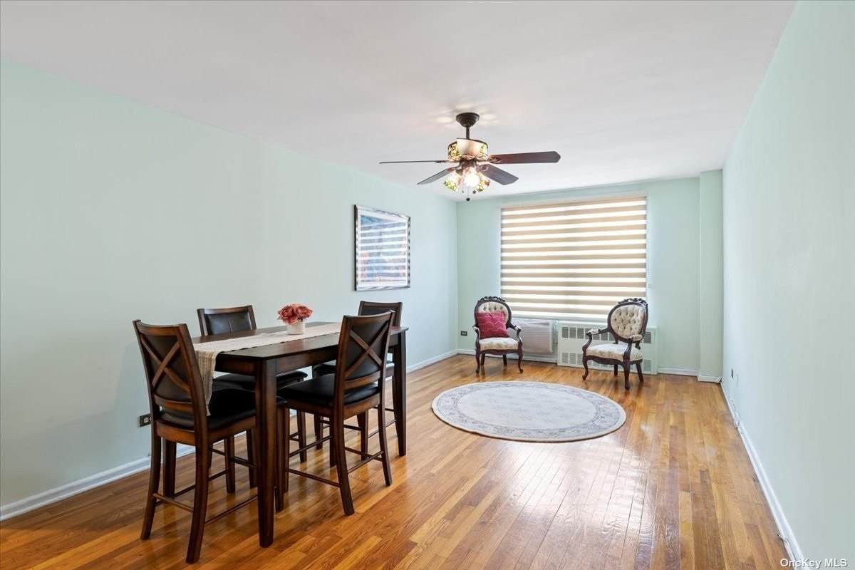 35-20 Leverich Street - Photo 1