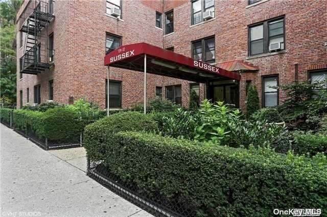 139-12 84th Drive - Photo 1
