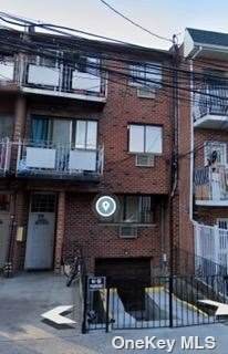 58-39 Waldron Street - Photo 1
