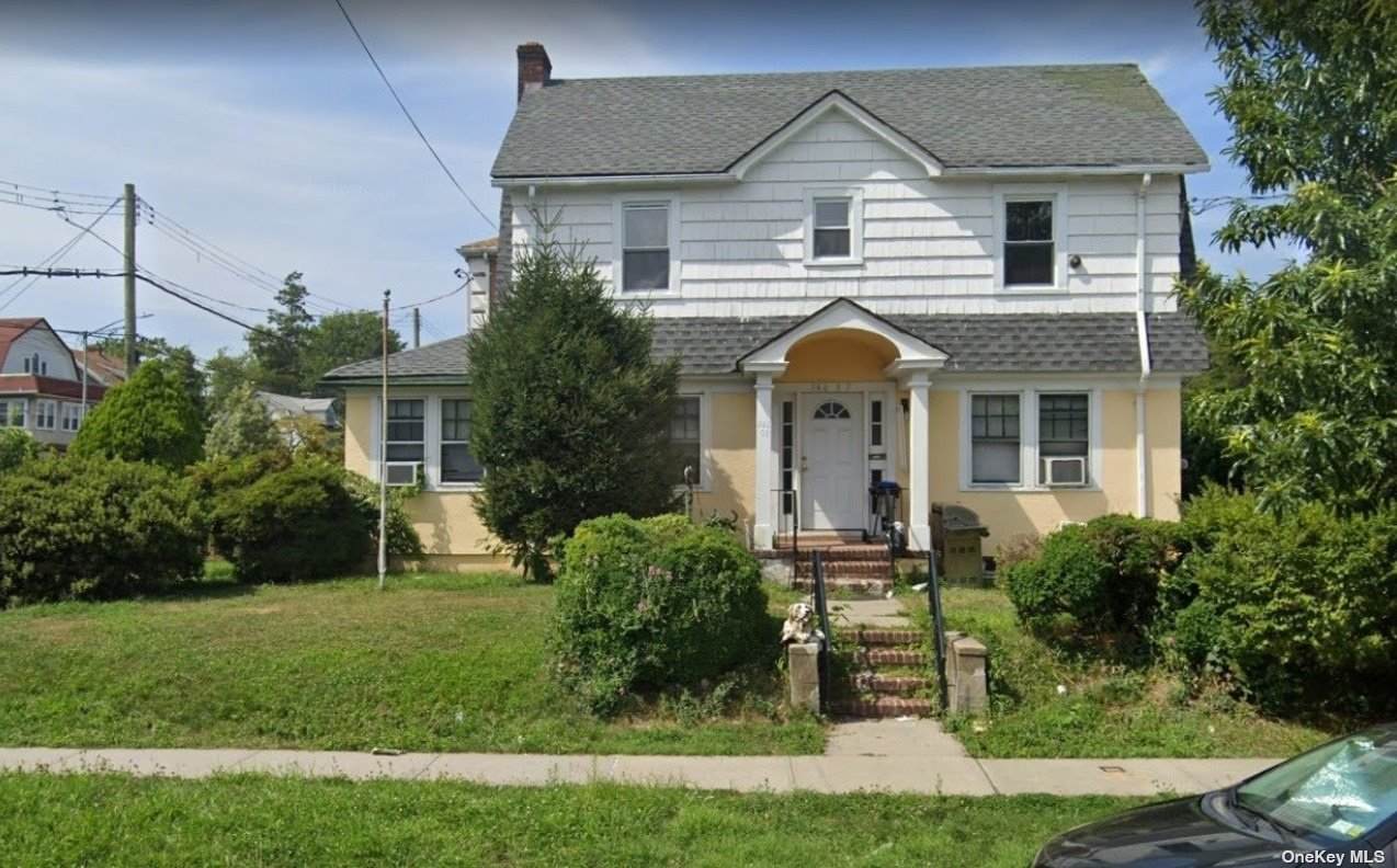 146-05 33 Avenue - Photo 1