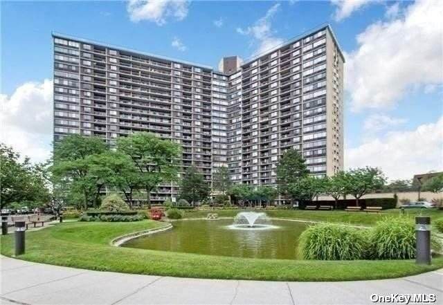 2 Bay Club Drive - Photo 1