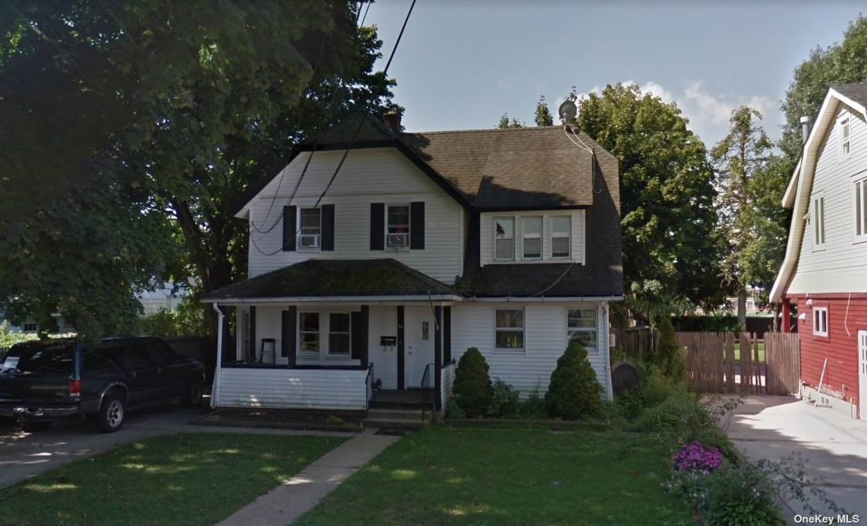 30 Grand Avenue - Photo 1