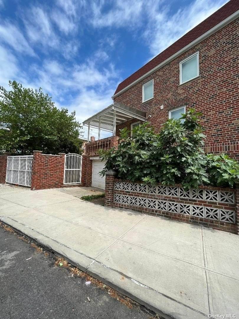 342 Bay 11th Street - Photo 1