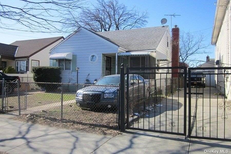145-32 Guy R Brewer Boulevard - Photo 1