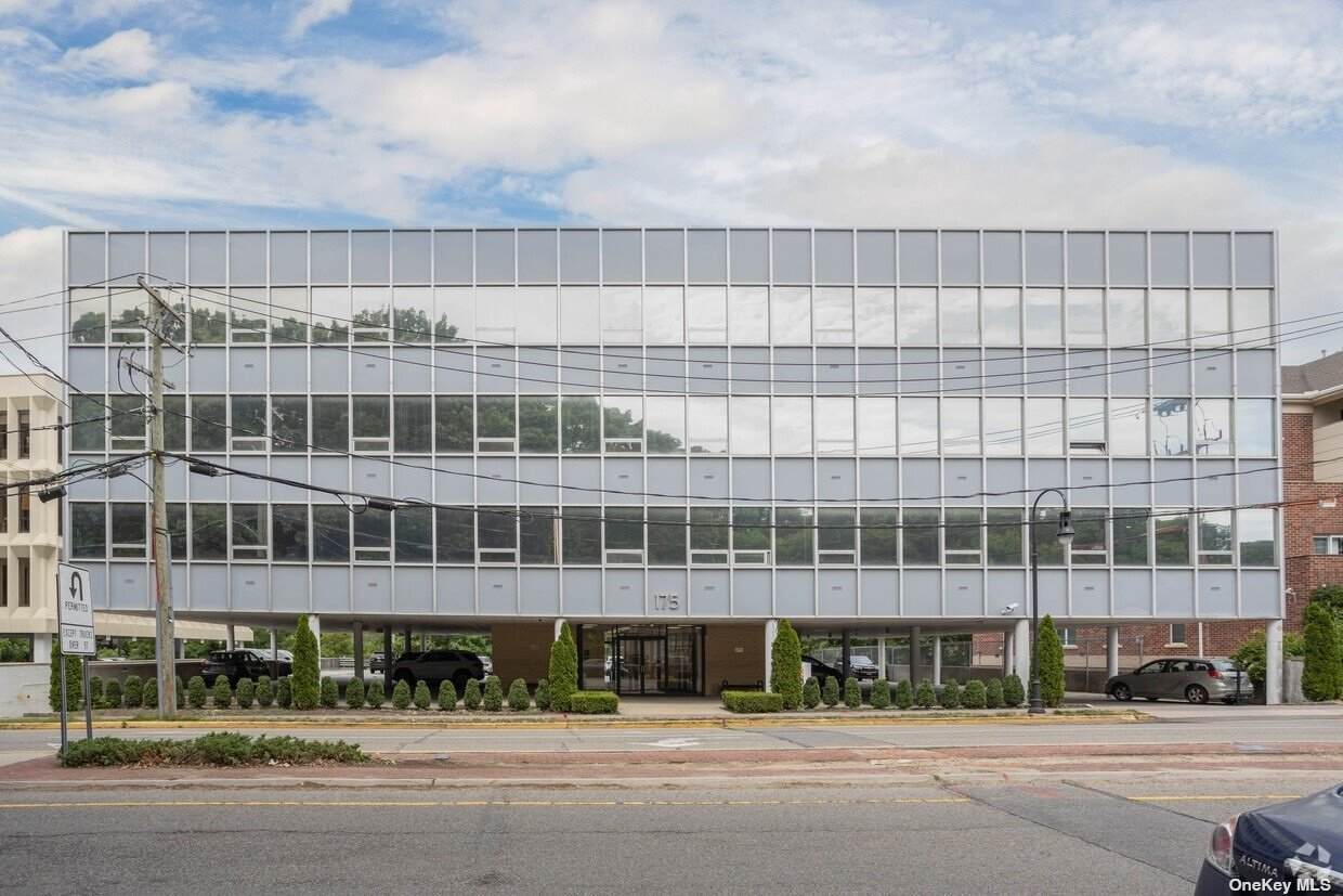 175 Great Neck Road - Photo 1