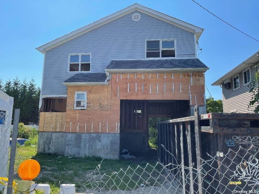 166 Carlton - Photo 1