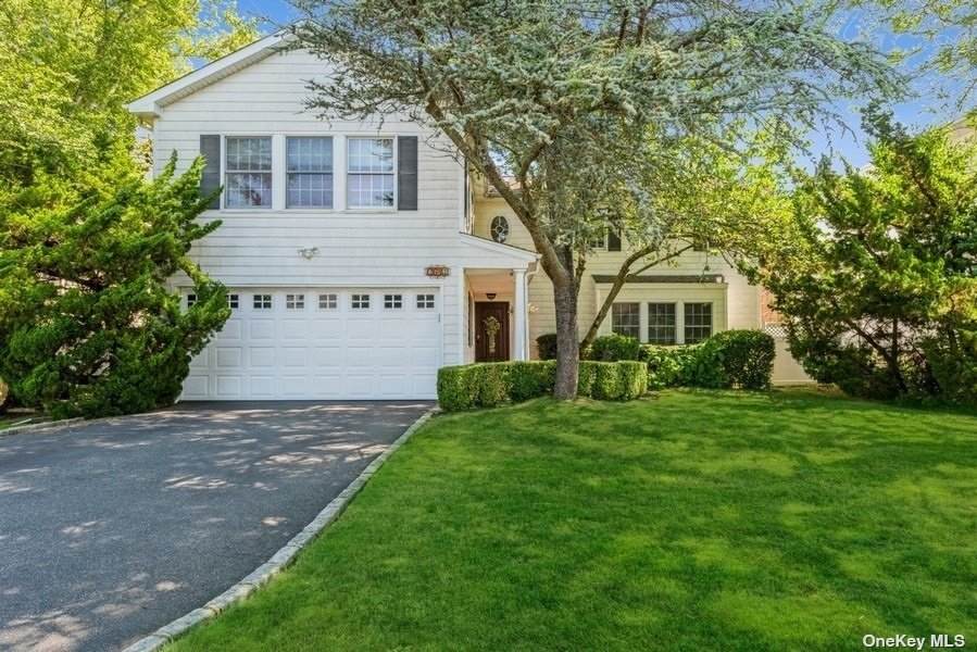 2641 Merrick Avenue - Photo 1