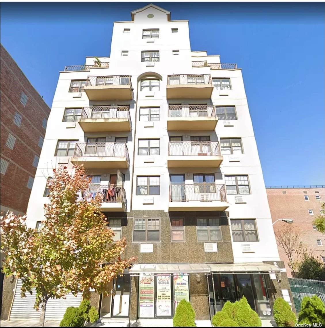 144-77 Barclay Avenue - Photo 1