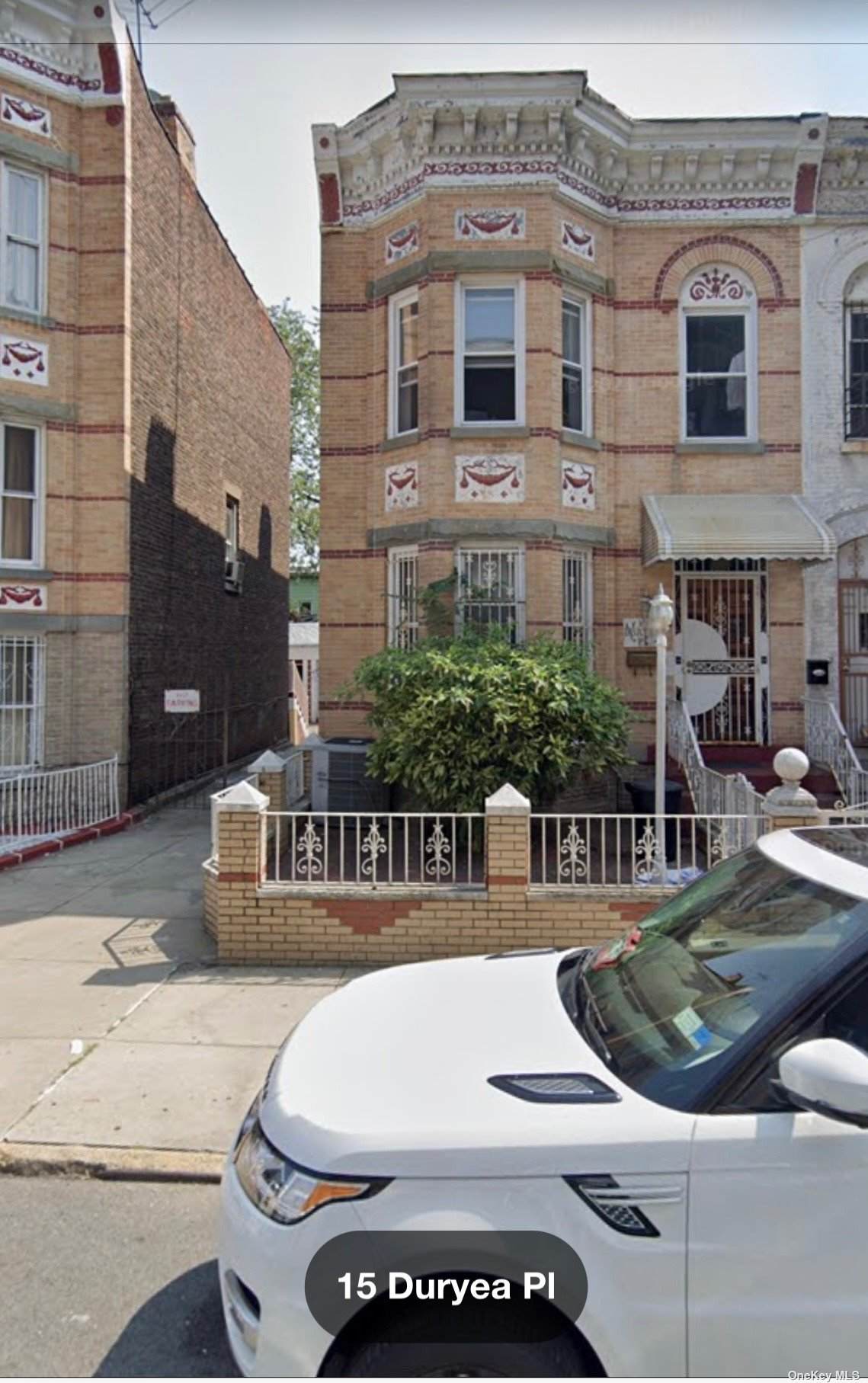 16 Duryea - Photo 1