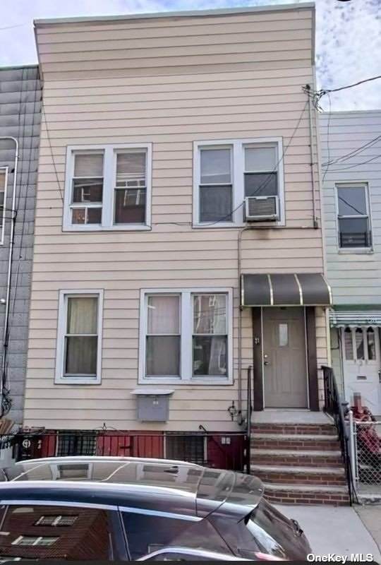 922 40th Street - Photo 1