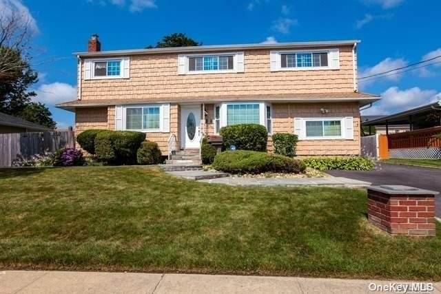 122 Burlington Avenue - Photo 1