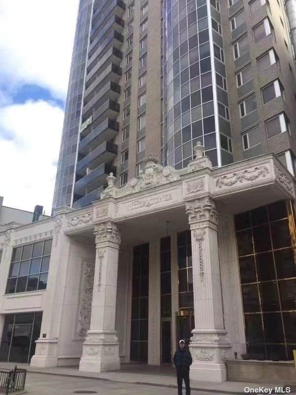 133-38 Sanford Avenue - Photo 1