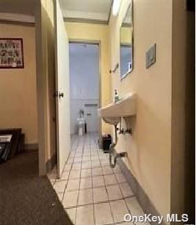 83-06 Vietor Avenue - Photo 1