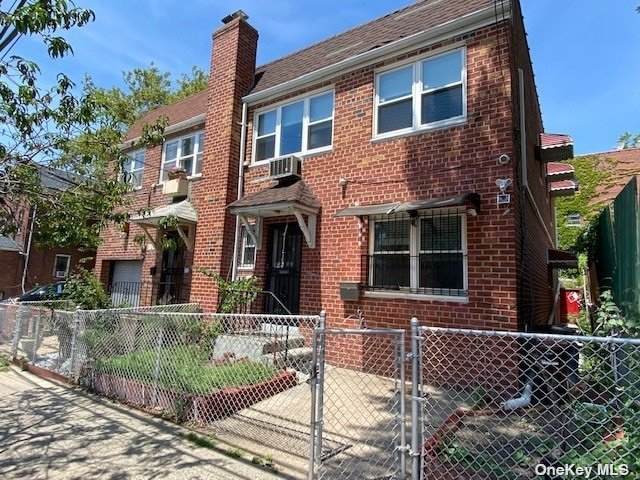 7203 45th Ave Avenue - Photo 1