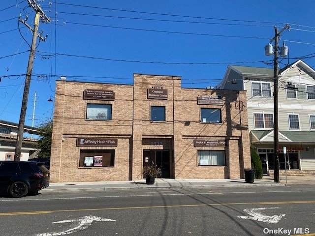 1732 Great Neck Rd - Photo 1