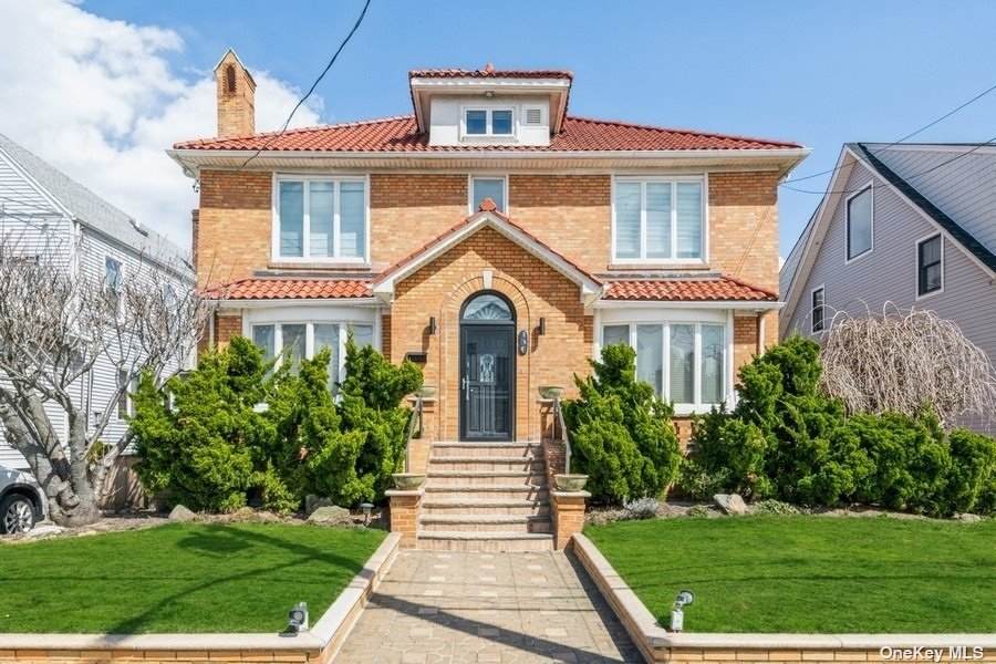156 Beach 140 St - Photo 1