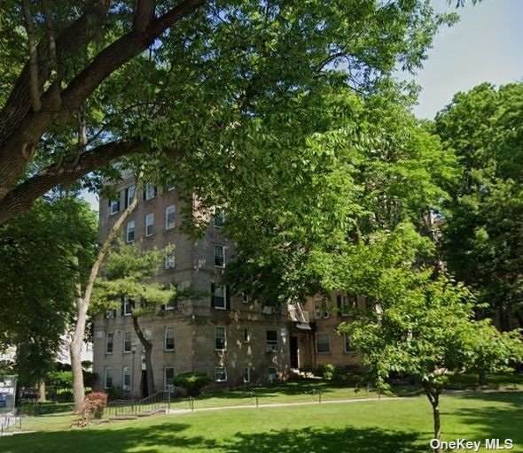 55-03 31 Avenue - Photo 1
