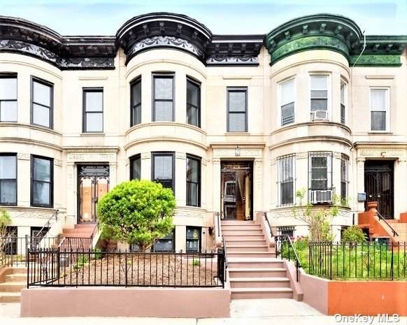 356 New York Avenue - Photo 1