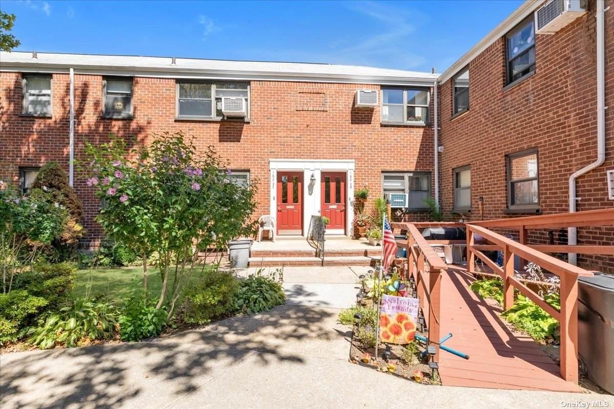 160-29 16th Avenue - Photo 1
